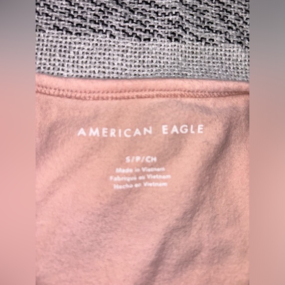 American Eagle Sinch Tank Size Small - Picture 4 of 4